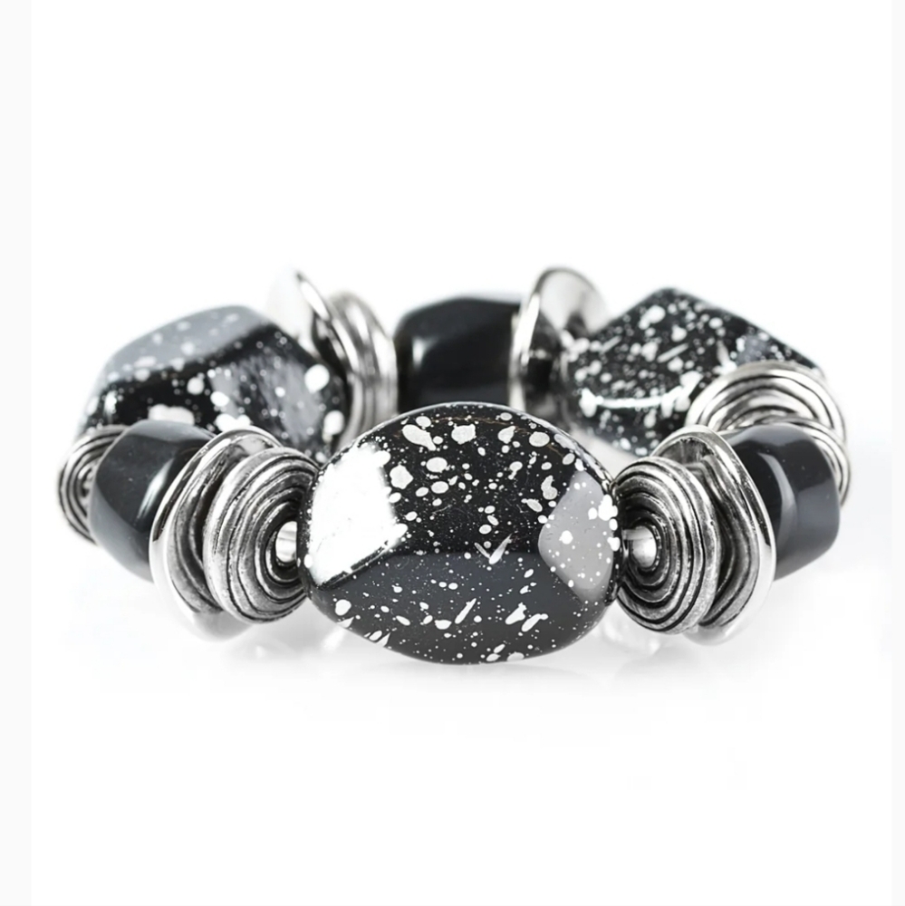 Boho Chunky Black Stones and Silver Bracelet - Picture 3 of 7